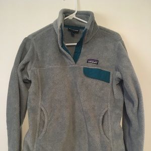 Patagonia Women’s Fleece pull-over Size Medium